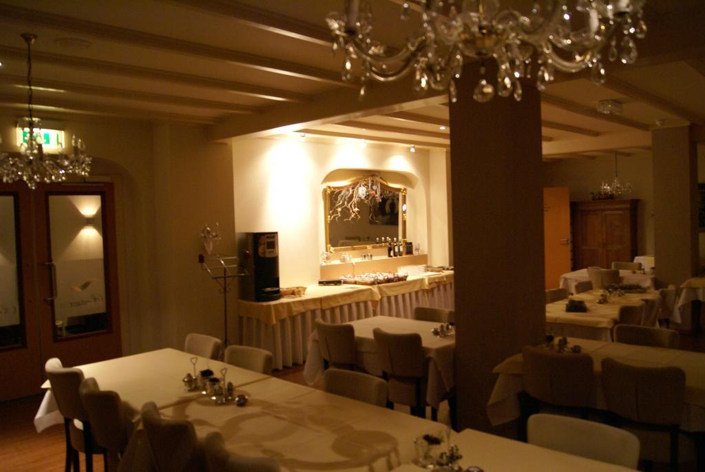 Hotel Bemelmans Schin op Geul Bilik gambar
